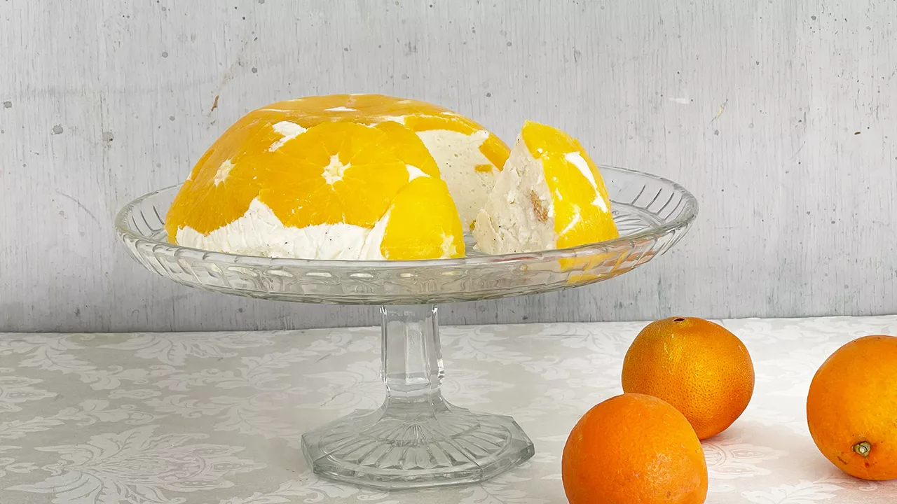 Appelsiinilotta on pääsiäisen suosikkijälkiruoka.