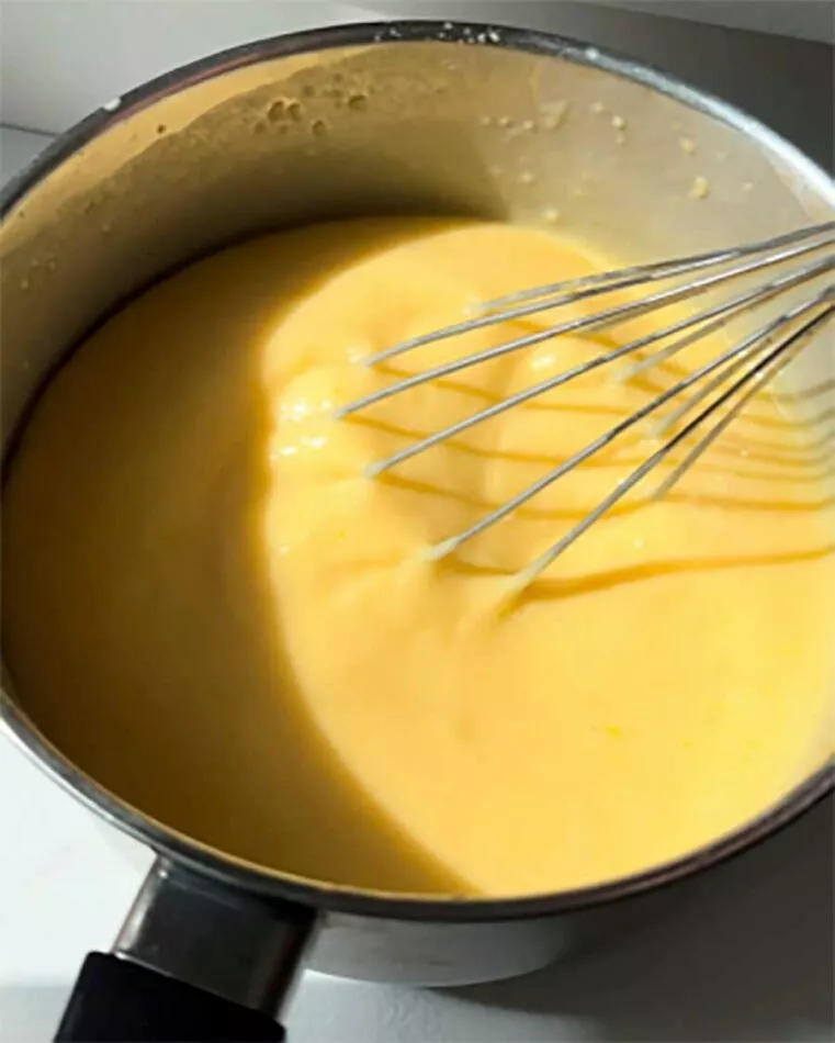 Kasperin sitruunamutakakku – raikas herkku hurmaa 