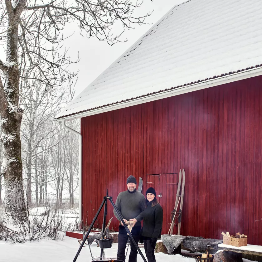Ann ja Anders ovat innostuneet kokkaamaan tulipadan ääressä ympäri vuoden. 