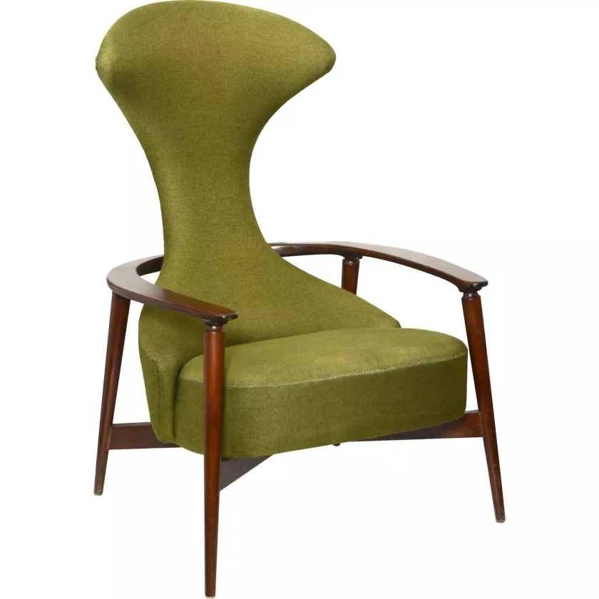 Vuonna 1959 Ikean kuvastossa esitelty Cavelli on todellinen harvinaisuus, sillä kyseisiä tuoleja nykytiedon mukaan on valmistettu vain viisi kappaletta. Vuonna 2022 tuoli myytiin huutokaupassa 190 000 kruunulla eli noin 16 700 euron hintaan.