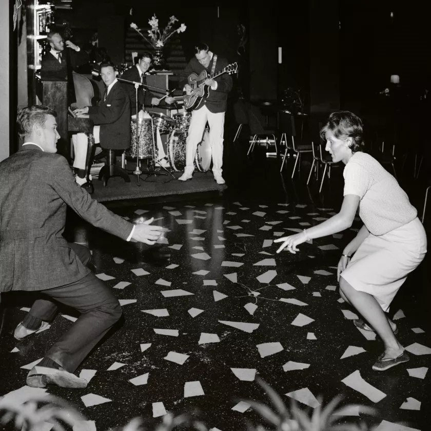 Lahtelainen tanssipari twistasi antaumuksella vuonna 1963.