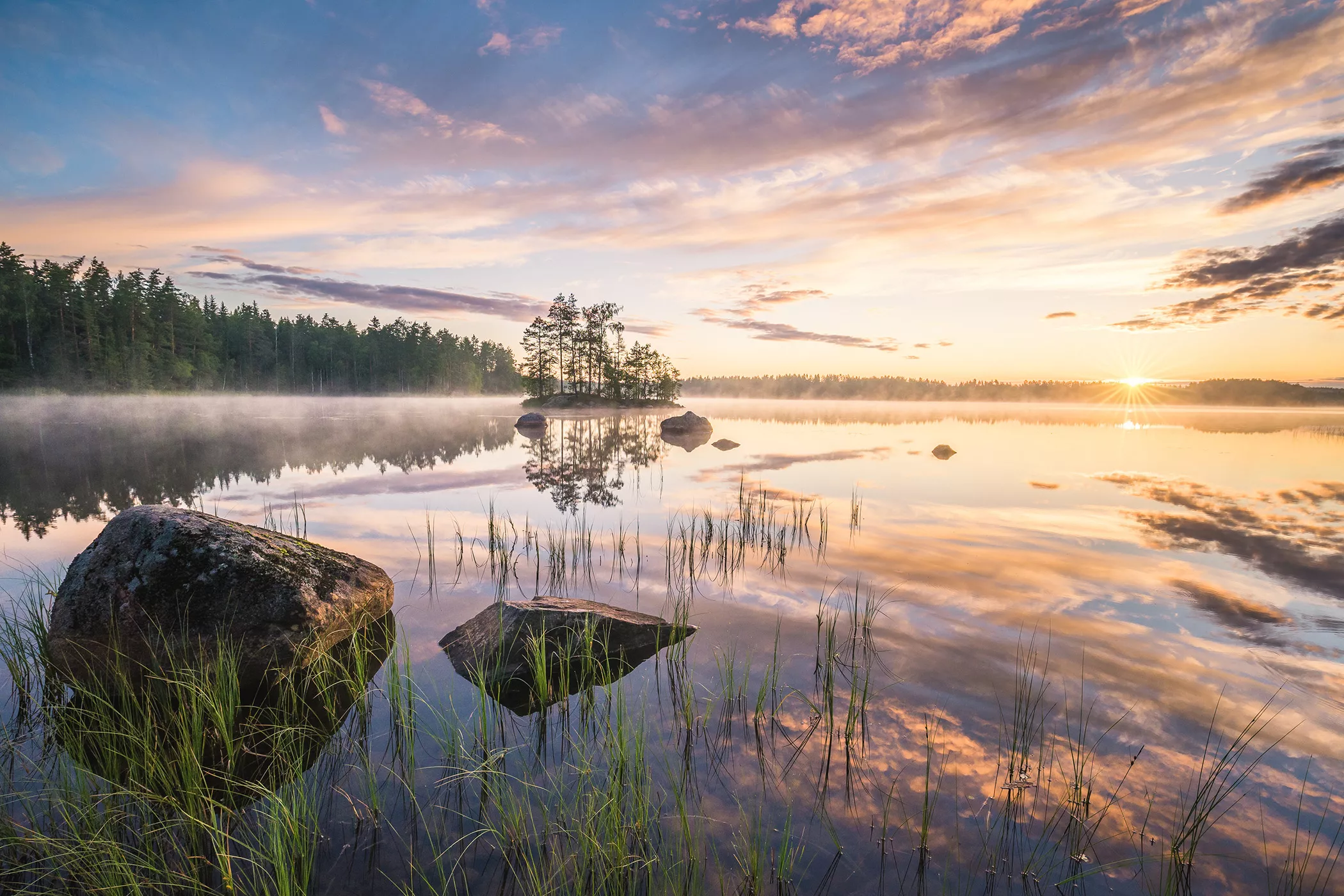Kotilieden lukijat äänestivät Suomen ihanimman paikannimen. Kuvassa suomalainen järvimaisema.