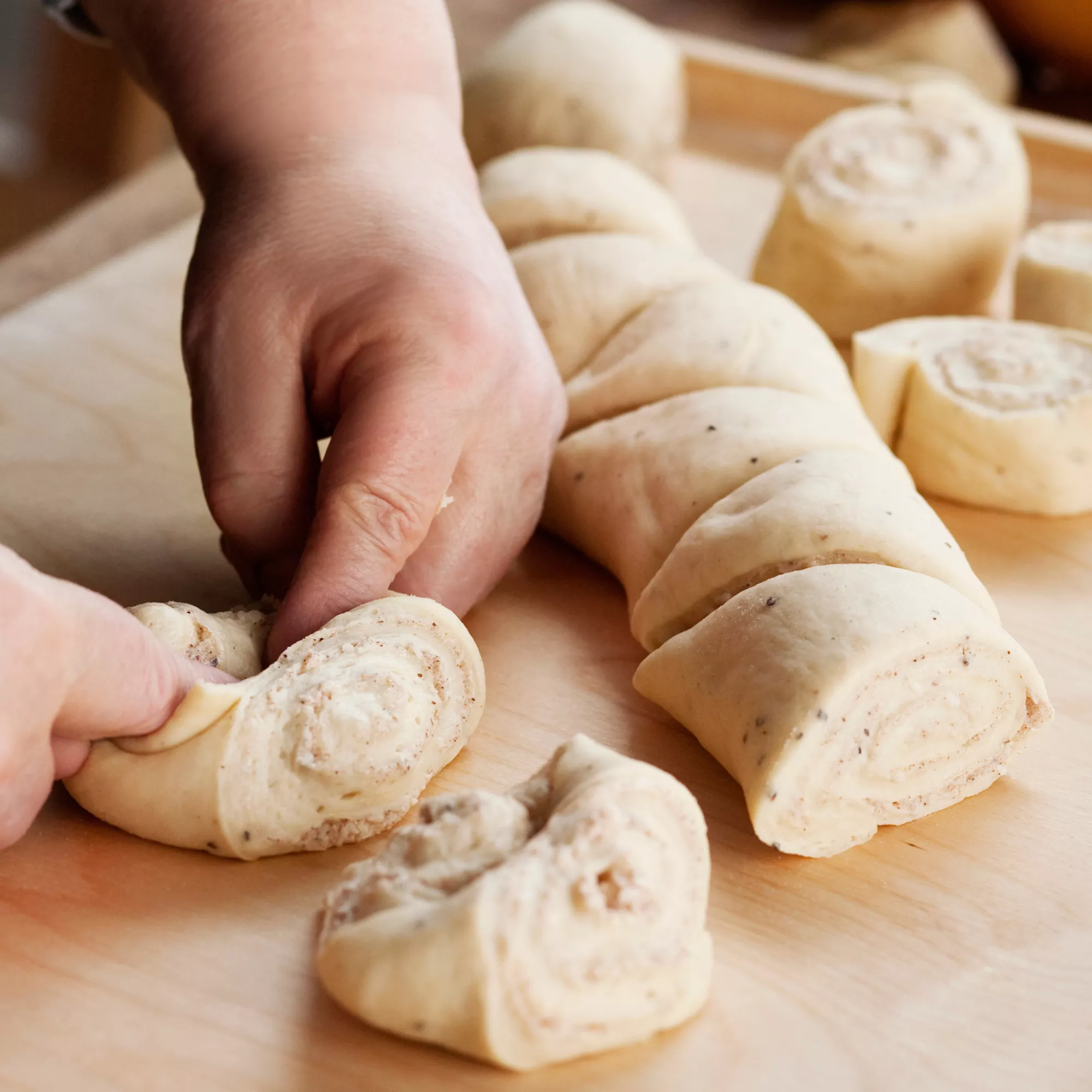 Pullataikina – näillä vinkeillä leivot elämäsi parhaat pullat! –  