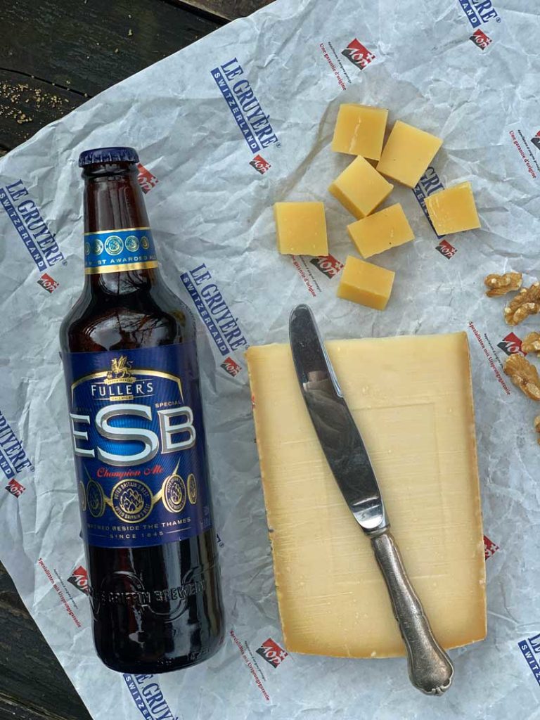 Le Gruyére AOP -juusto ja olut viihtyvät hyvin yhdessä. 