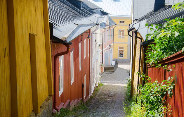 Matka: Suomen suloisimmat puutalokaupungit - vieraile historiallisissa  rannikkokaupungeissamme 