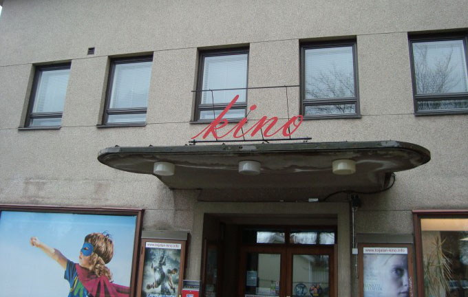 Vanhanajan elokuvateatteri Kino Toijala toimii 1930-luvulla rakennetussa Kinon Talossa. 