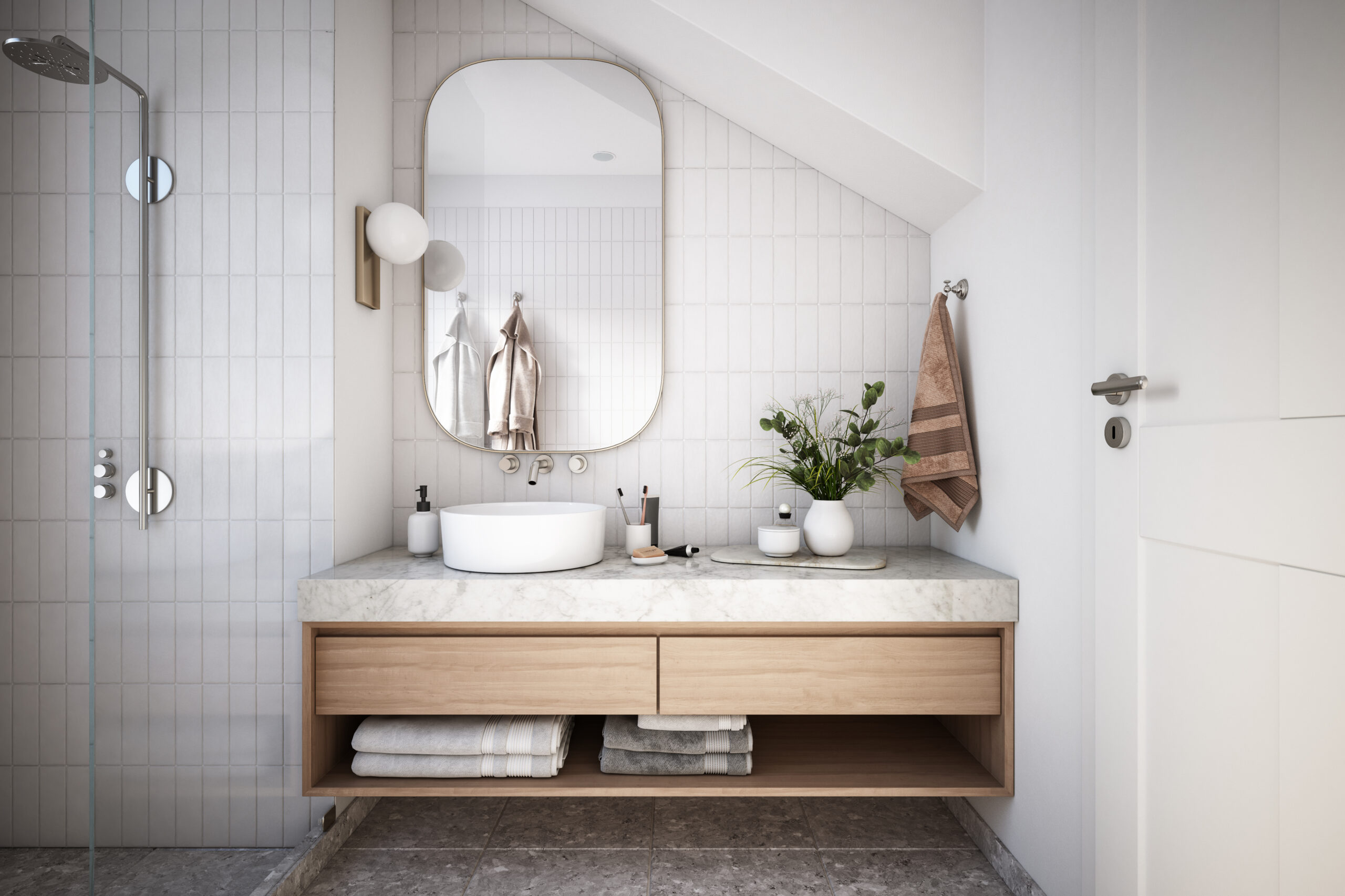 Ylellinen sisustus: Kylpyhuoneen tavara-asetelmat viimeistelee yhtenäiset saippuapullot, rasiat ja kipot. Kuva: iStockphoto