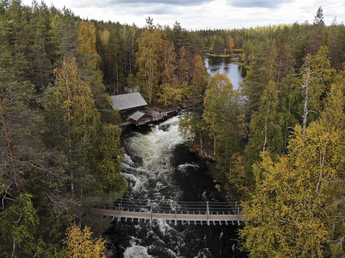 Pauhaava Myllykoski sijaitsee Kuusamossa Pienellä Karhunkierroksella. 