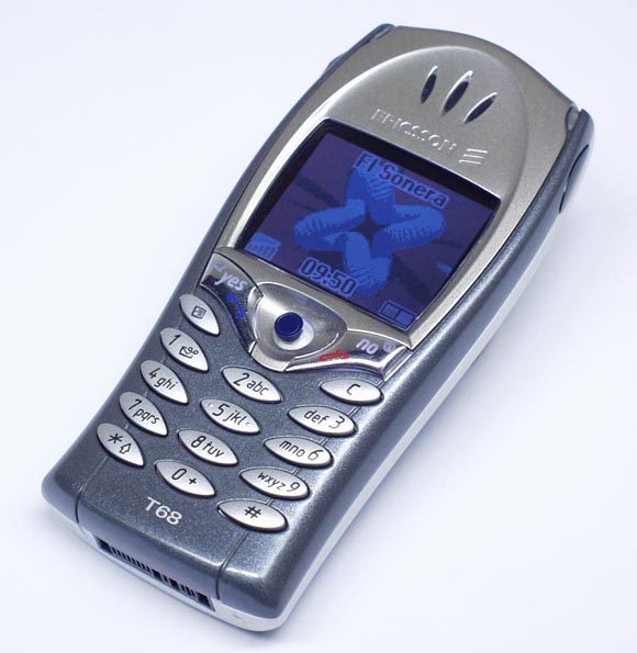 Elektroniikan kierrätys: Vanhan Nokian matkapuhelin